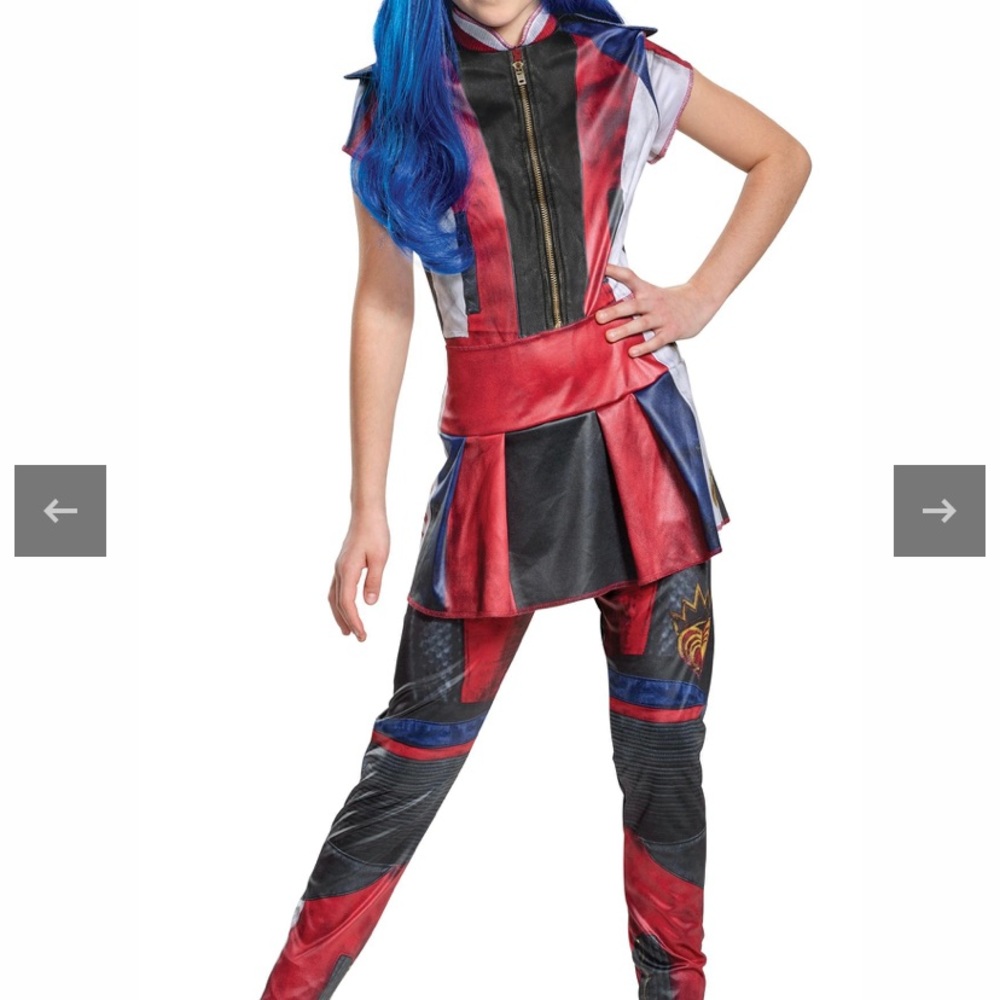 Evie from Descendants